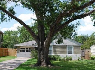 146 Pamellia Dr, Bellaire, TX 77401