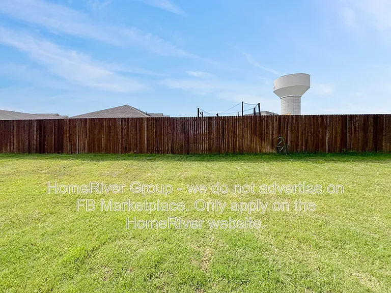 2385 Aspen Hill Dr — Photo 18