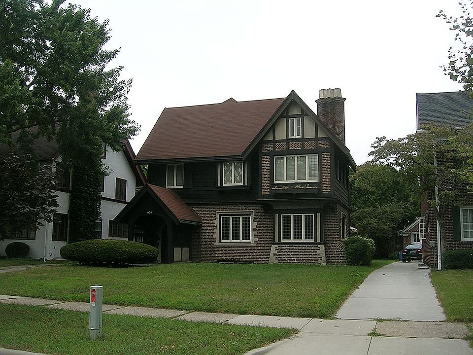 1st image of 434 Morris Ave SE