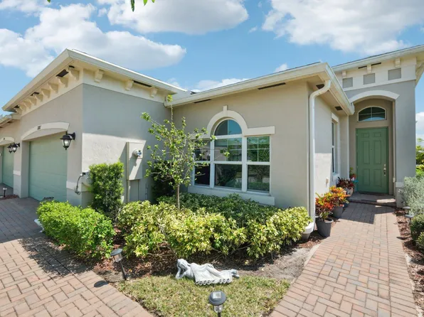 12887 SW Lake Fern Circle, Port St Lucie, FL 34987