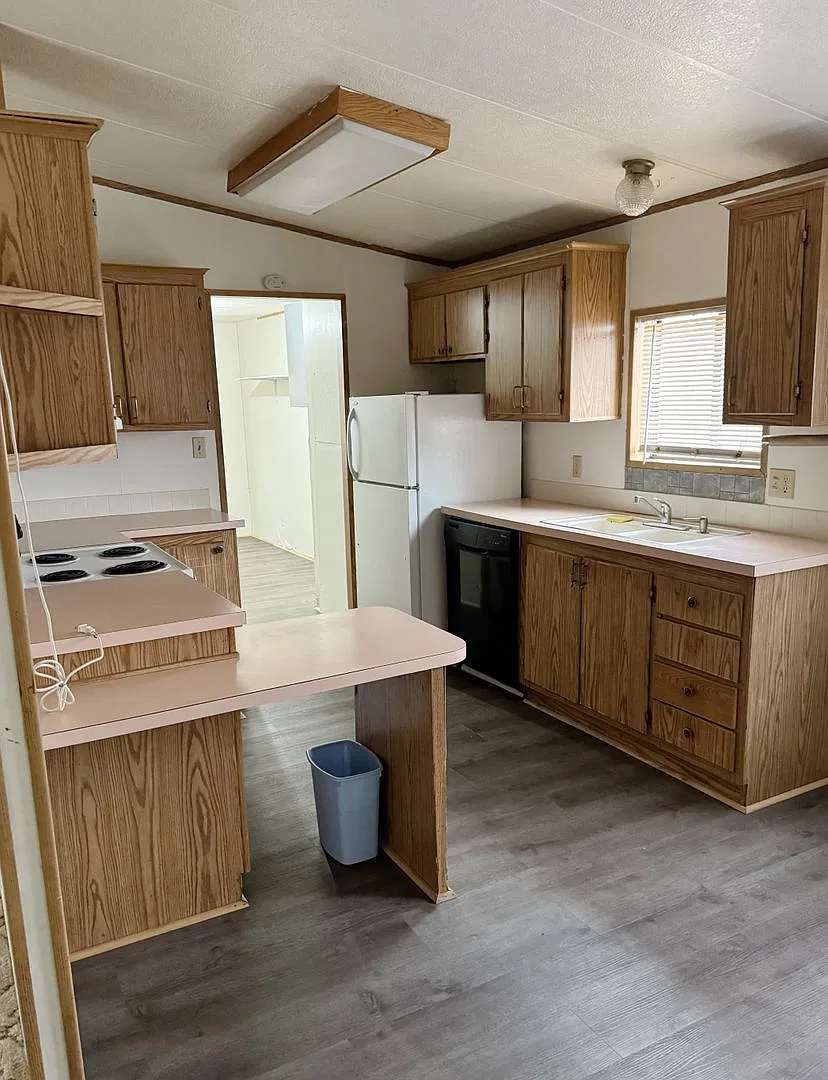 Cozy 3 Bed, 2 Bath Home in Idaho Falls! — Photo 3