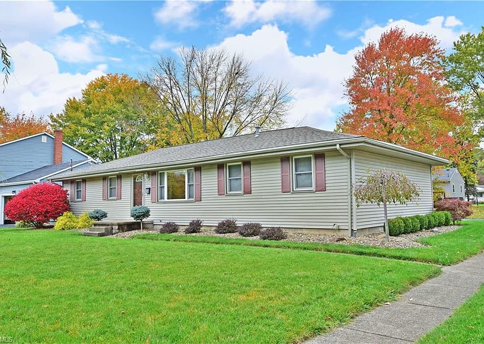 1st image of 1786 Lemont Dr