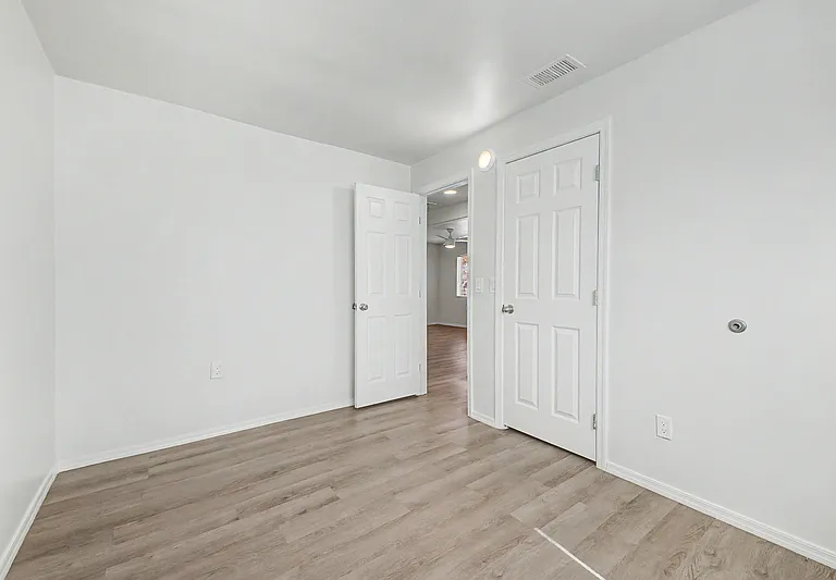 2045 E Orange St — Photo 16