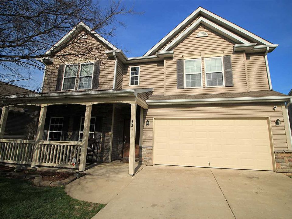 1st image of 221 N Wilmington Ln