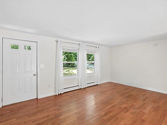 5th image of 103 Hardy Road