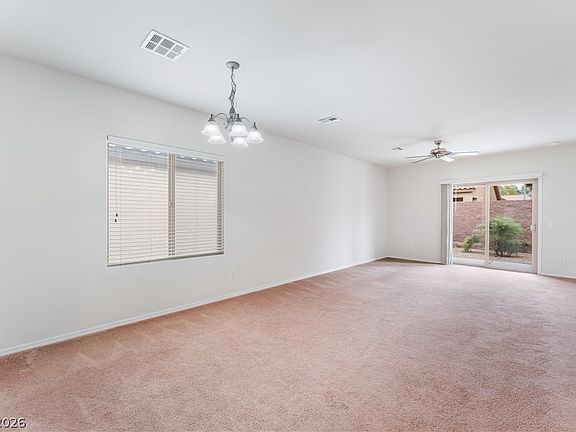 5th image of 6072 Corbin Ave