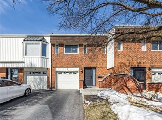 6520 Corfu Rd #5, Mississauga, ON L5N3B4
