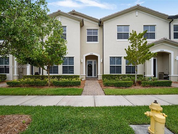 2nd image of 26442 SW 148th Ct #26442