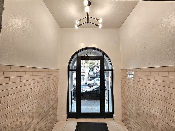 5th image of 136 W 111th St APT 2fe