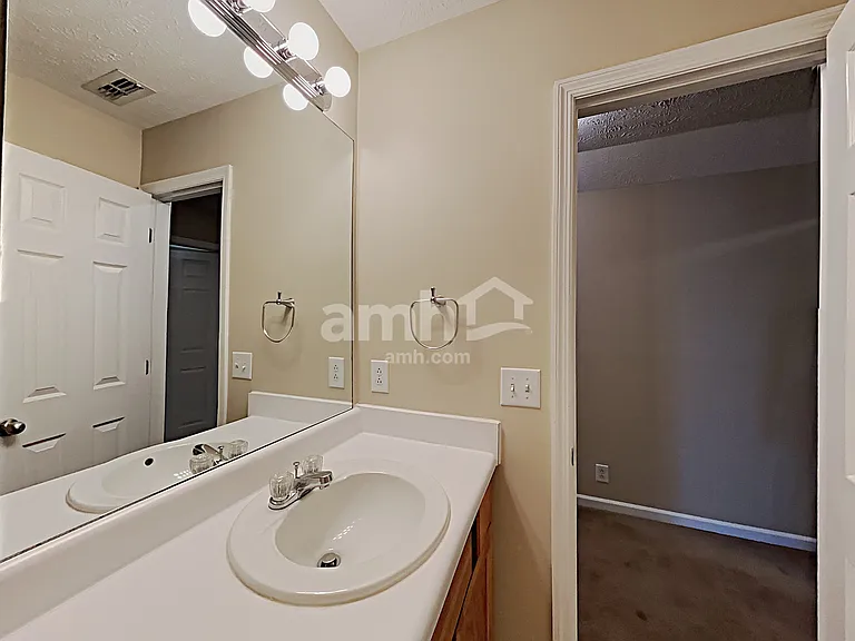 1727 Antebellum Dr — Photo 11