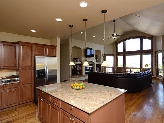 Kitchen/Greatroom
