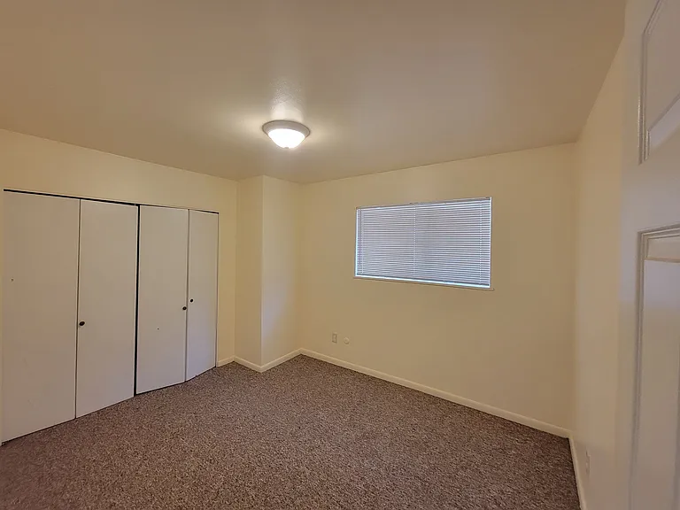 1754 S 440 W — Photo 11