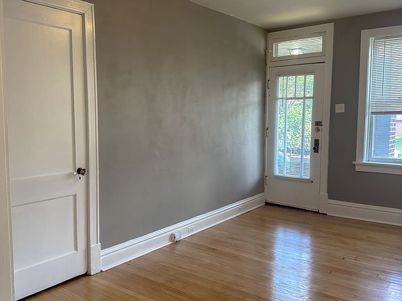 3rd image of 4992 Mardel Ave Floor 1