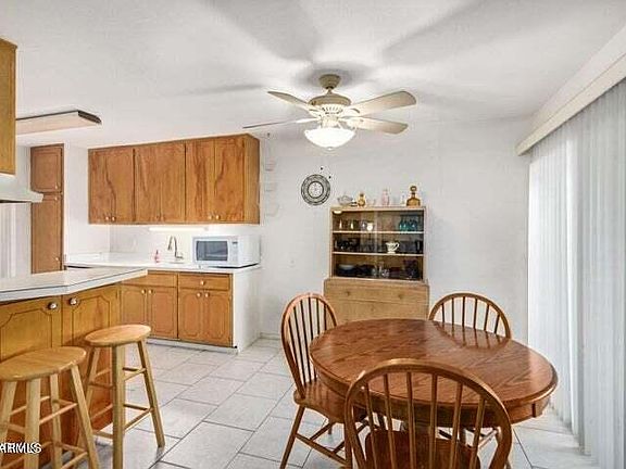 5th image of 6767 N 7th St Unit 136