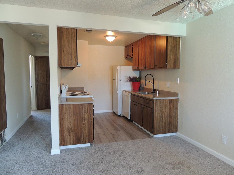 1st image of 2355 Fairfield Ave #22