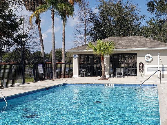2nd image of 2140 Cypress Bay Blvd #2140