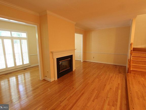 5th image of 10502 James Wren Way