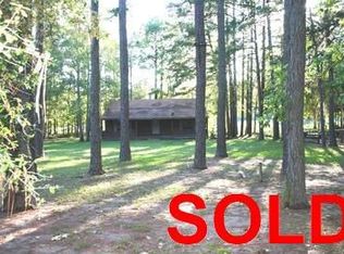 82 Charlotte St, Huntsville, TX 77320