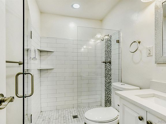 5th image of 8391 Quigley Street