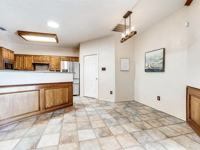 3321 Hazlewood Ct — Photo 16