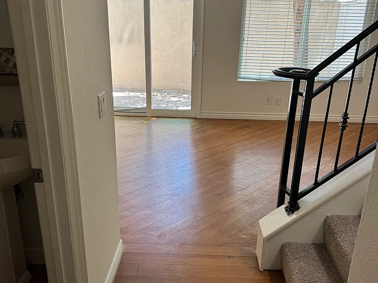 2233 Fairview Rd #S — Photo 12