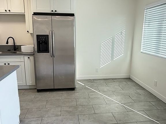 2nd image of 827 N Palmetto Ave #B