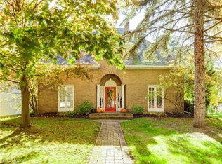 1274 Delia Ave, Akron, OH 44320