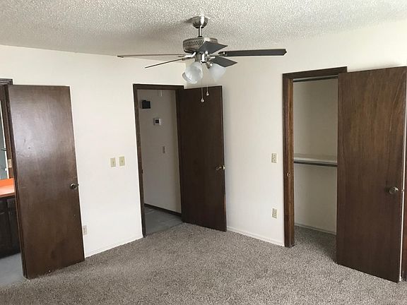 5th image of 1609 Glenwood Dr