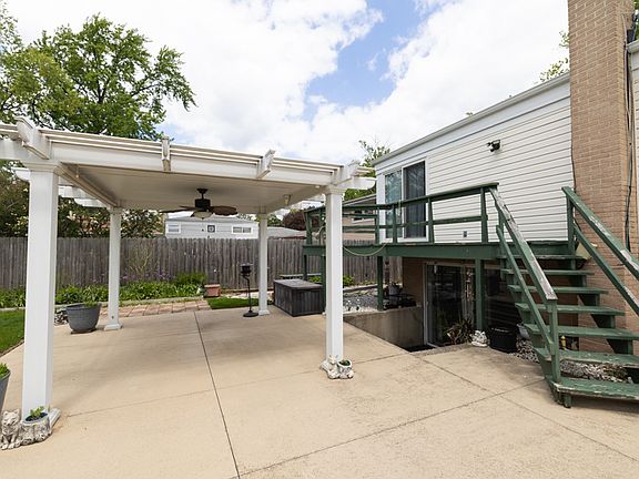 4th image of 2124 Westview Dr