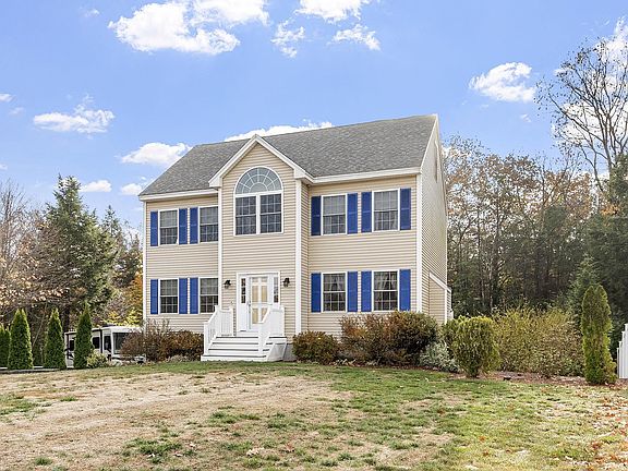 3rd image of 50 Waterford Drive