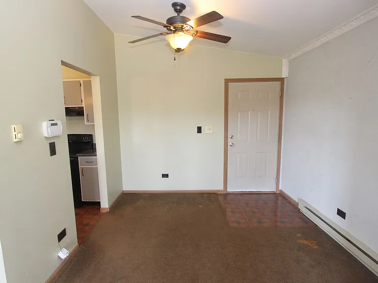 1375 Cunat Ct #3B — Photo 3