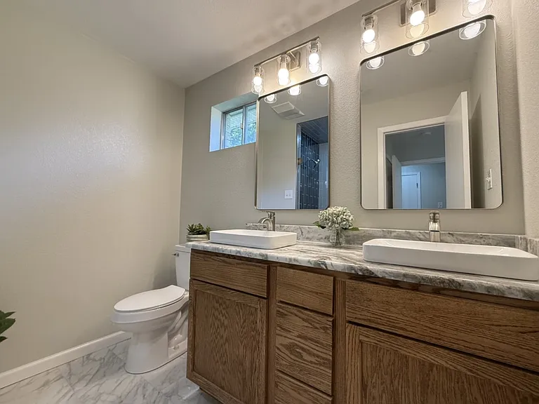 109 Redbud Cir — Photo 23