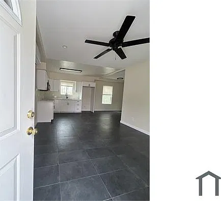 2 bed, 900 sqft, $2,500 — Photo 3