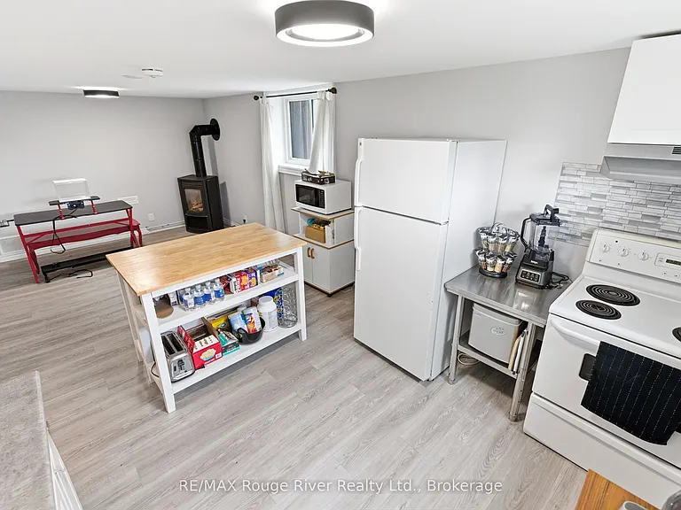 599 Otonabee Dr #2 — Photo 10