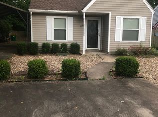 2203 Blueberry Ln, Springdale, AR 72762