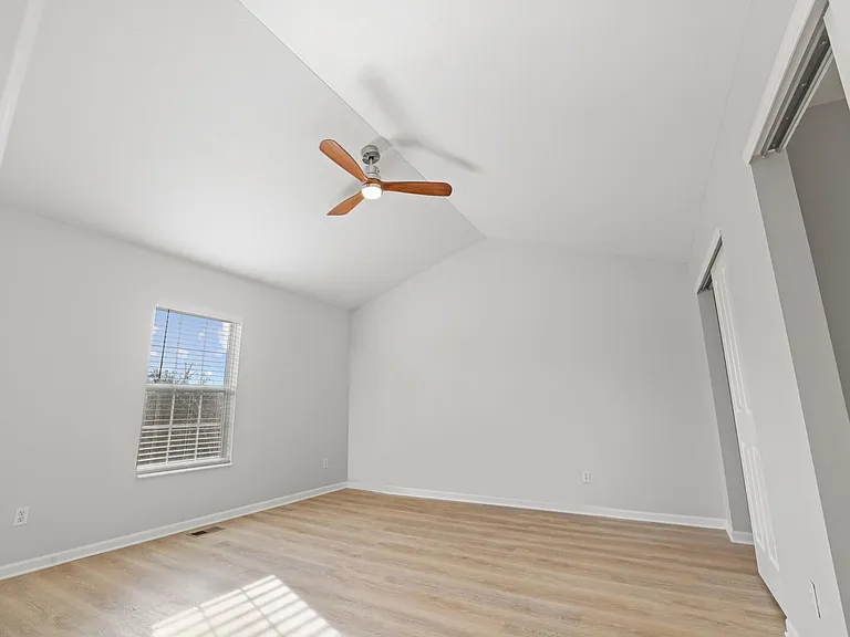 6447 Walnut Fork Dr — Photo 30