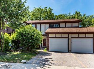 455 Brandy Dr APT C, Crystal Lake, IL 60014