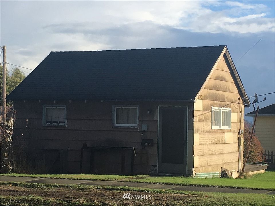 2nd image of 1813 M Avenue