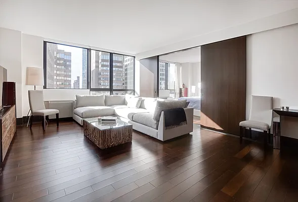 Sold by Nest Seekers International | media 2