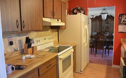 5th image of 1543 Lake Clay Dr