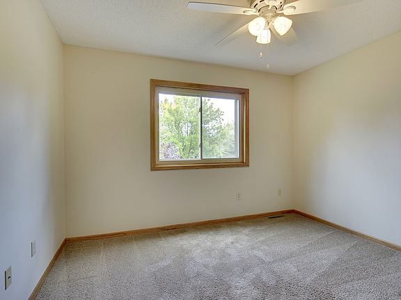 4th image of 8959 Pinehurst Ct