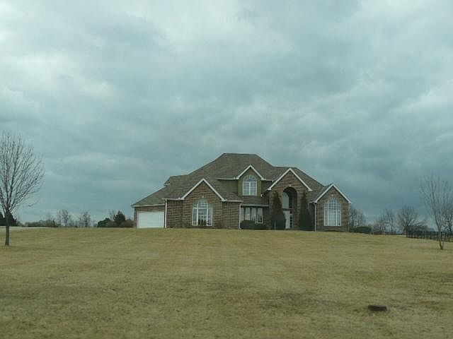 1st image of 9711 Windsor Dr