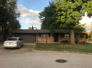 701 Hinshaw Dr, Springdale, AR 72762