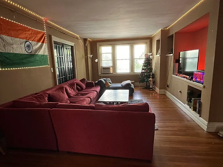 317 Saint Paul St #1 — Photo 2