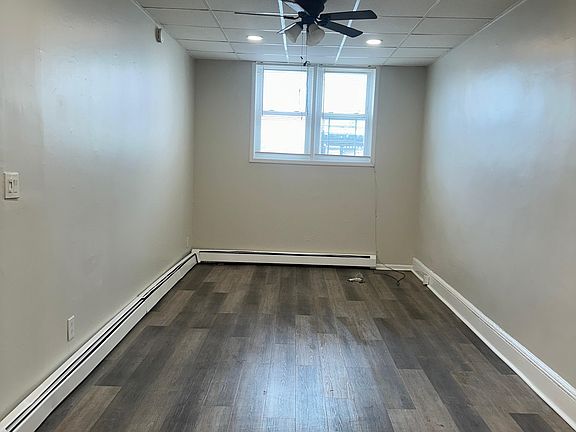 3rd image of 466 Union Ave #1F