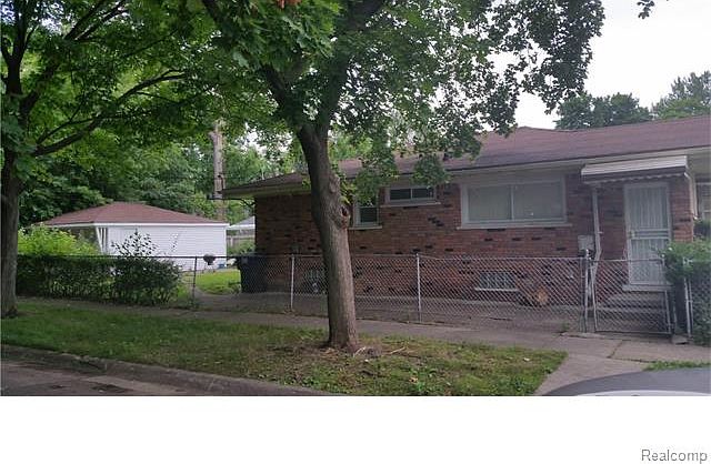 2nd image of 19901 Fenton St