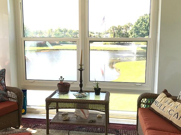 4th image of 215 Grove Isle Cir #215
