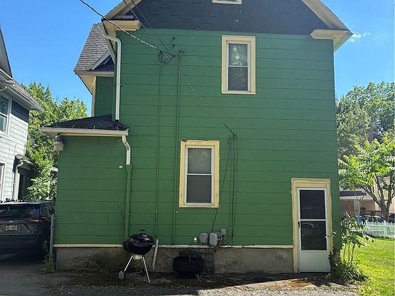 3rd image of 8-12 Arnett Blvd #8