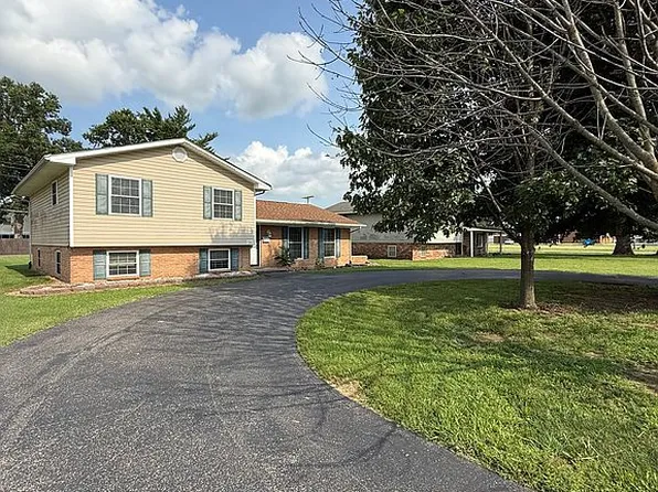 702 Smith St, Malden, MO 63863