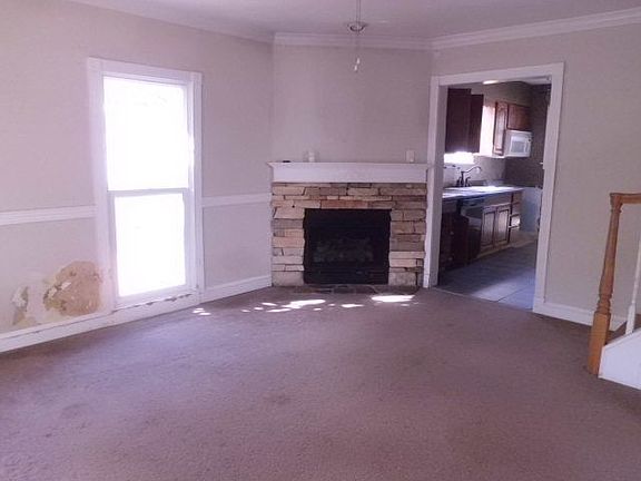 2nd image of 546 Goshen Ave